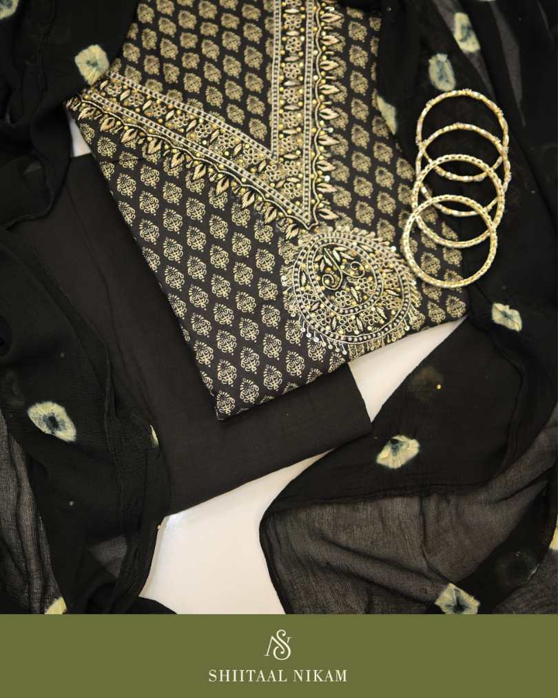 Black and Gold Set