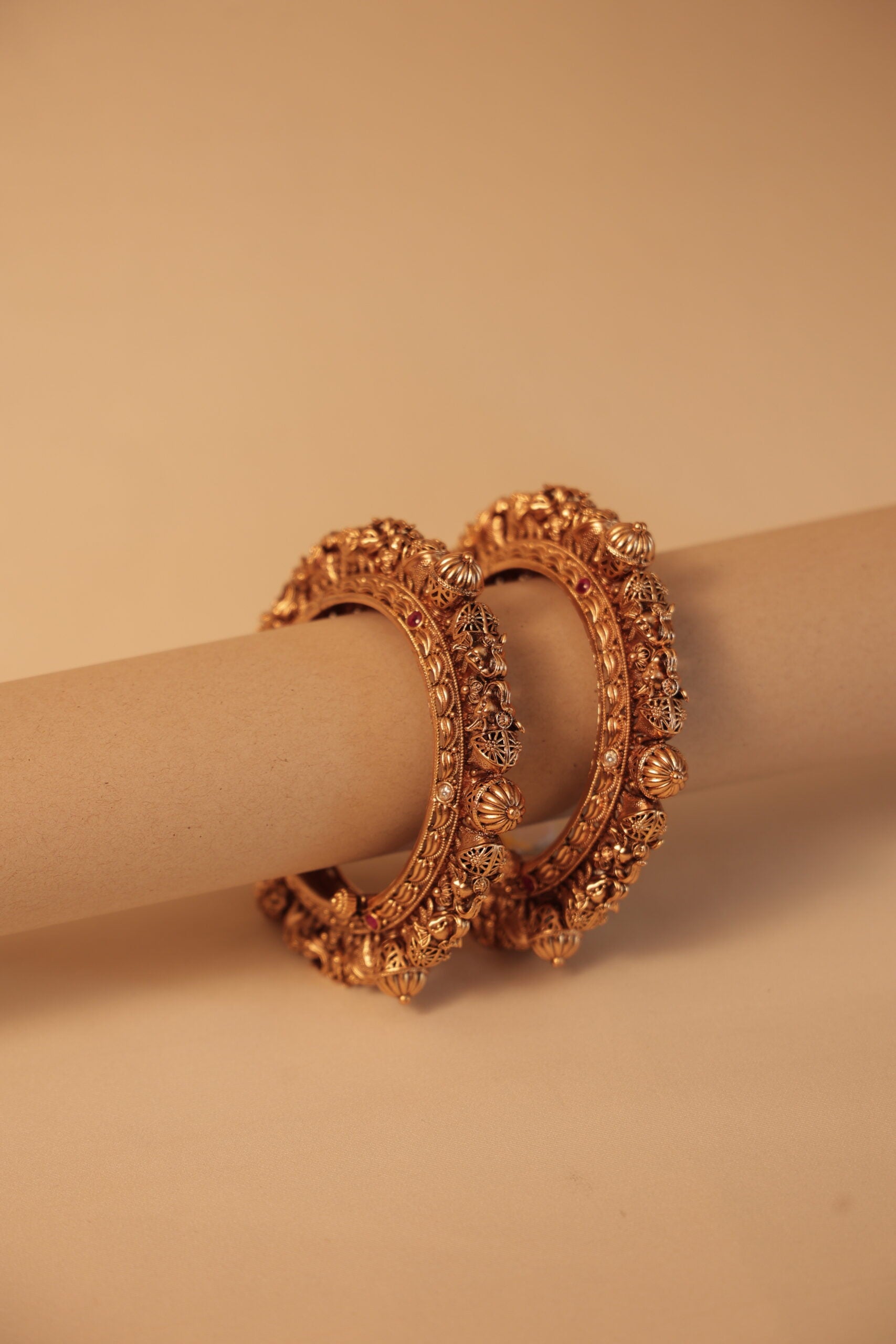 Antique Gold - Elephant design