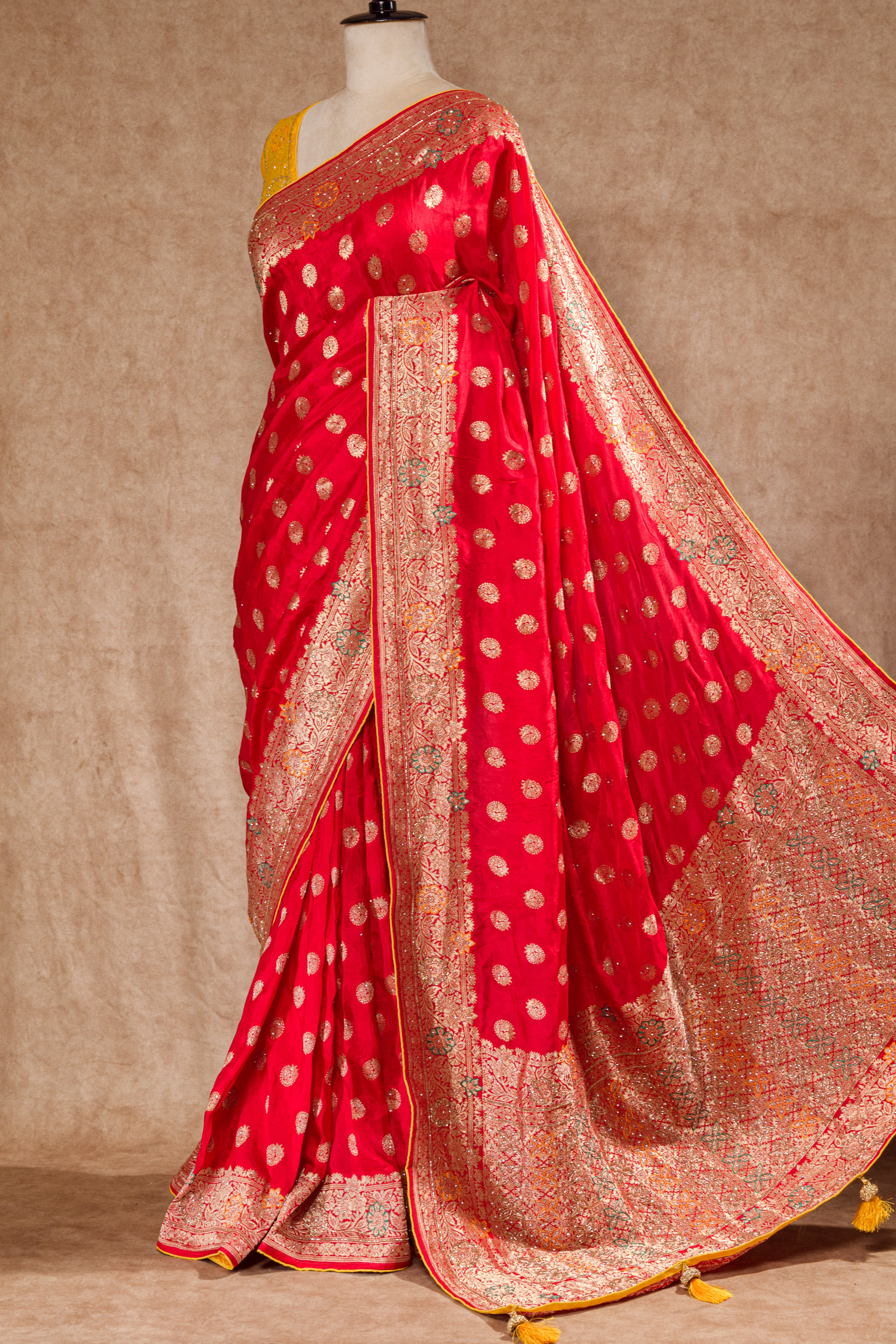 Red & Gold Dolla Weaving Saree with Cutdana Work