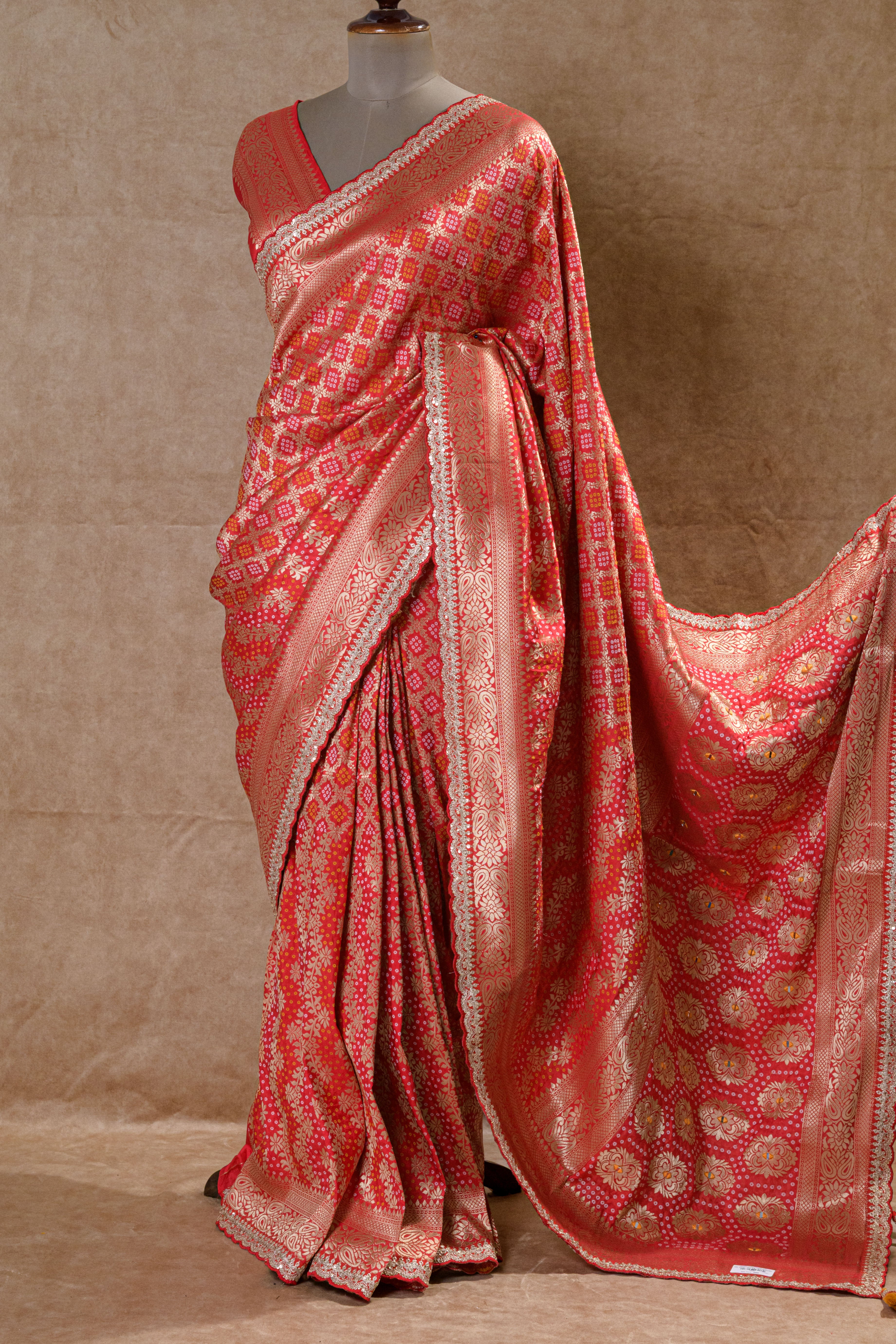 Red Dori Silk Bandhani Saree with Mirror Work and Gold Border